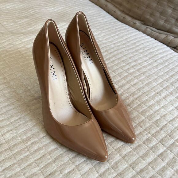 Simmi London Tan Patent Faux Leather Heels - Picture 2 of 5